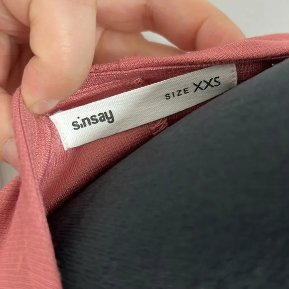 Sinsay || women’s pink short sleeve dress flared bottom size XXS - Picture 6 of 7